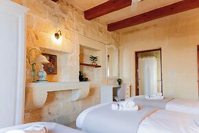 Villa Savona Sleeps 7 With Private Pool