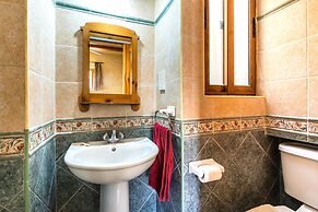 Villa Ta Debora Sleeps 7 With Pool