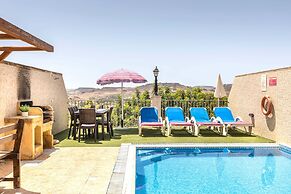 Villa Ta Debora Sleeps 7 With Pool
