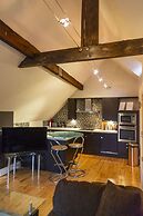 Luxury Apt No. 2 - One Bed Apartment