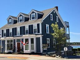 Treadwell Inn