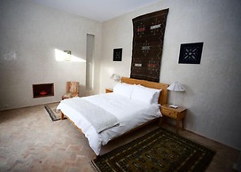 L' Amandier Hotel & Villas
