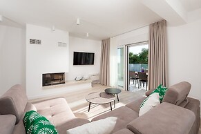 Villa 01 Apartments
