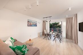 Villa 01 Apartments