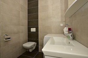 Apartments Mladen