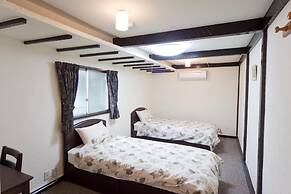 Shin-Okubo International Hotel
