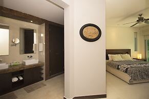 Downtown Apartment Oasis 12