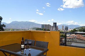 Poblado Guest House