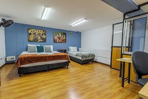 Poblado Guest House