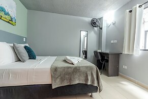 Poblado Guest House