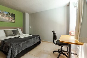Poblado Guest House