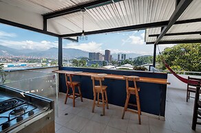 Poblado Guest House