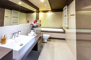 FriendHouse - Sobieski Residence