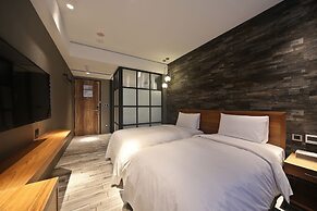 Micro Hotel