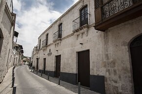 Acolpacha - Tambo Boutique