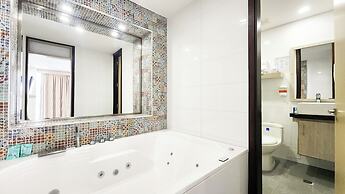 BE Suites Hotel Cali