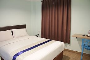 Summer Hotel