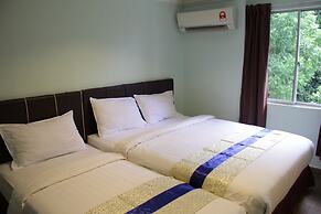 Summer Hotel