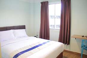 Summer Hotel