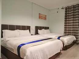 Summer Hotel