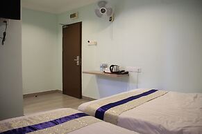 Summer Hotel