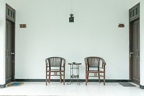Griya Noumi Hotel