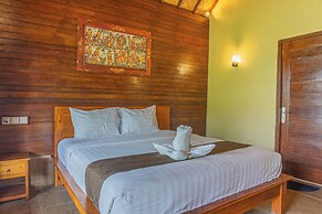 Rijet Villa Beach & Restaurant