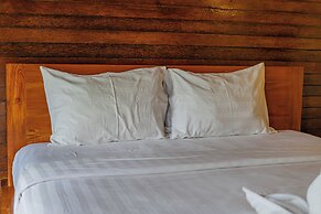 Rijet Villa Beach & Restaurant