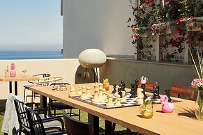Moxy Patra Marina