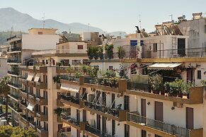 Moxy Patra Marina