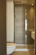 Moxy Patra Marina