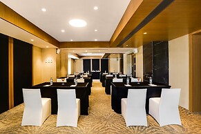 Lemon Tree Hotel Viman Nagar Pune