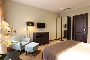 LETO Boutique Hotel