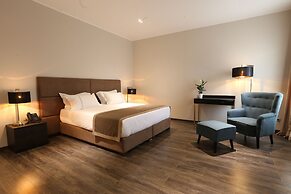 LETO Boutique Hotel