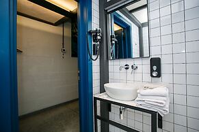 Campus Community A-Hotel