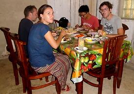 Bee Line Home Stay