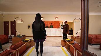 Hotel Hilltone
