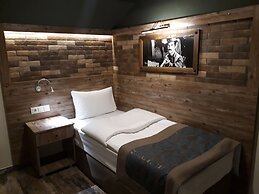 The Sarigerme Inn