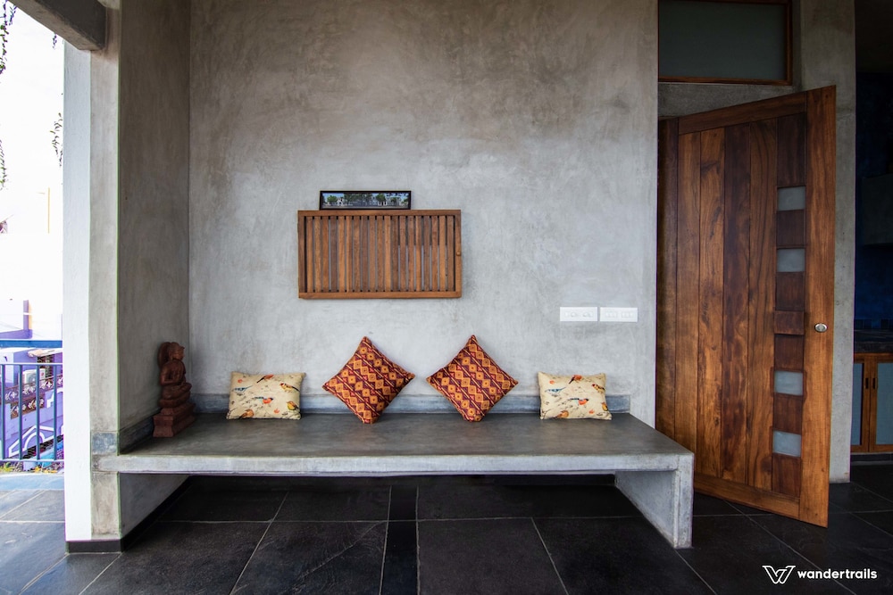 Serenity House - A Wandertrails Stay