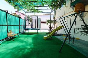 Laura Guest House