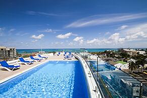 Azure Lofts & Pool Hotel