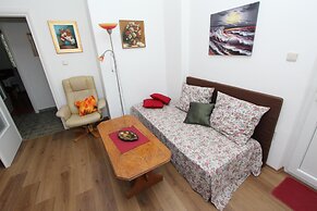Apartment Dina