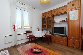 Apartment Dina