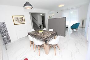 Apartment Karlo 2