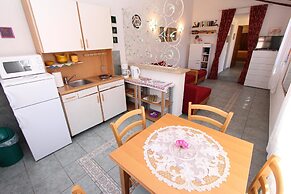 Apartments Villa Lucu