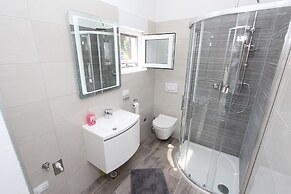 Guest House Mafi