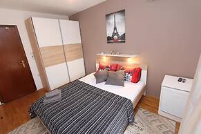 Guest House Mafi