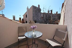 Apartment Midea
