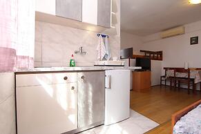 Apartments Miriana
