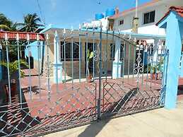 Casa Marazul (Playa Larga)